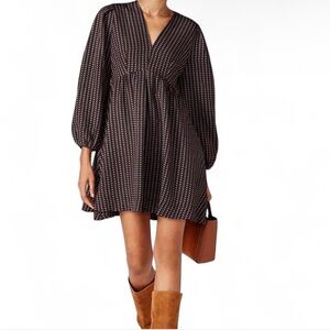 Elegant Black Patterned Dress